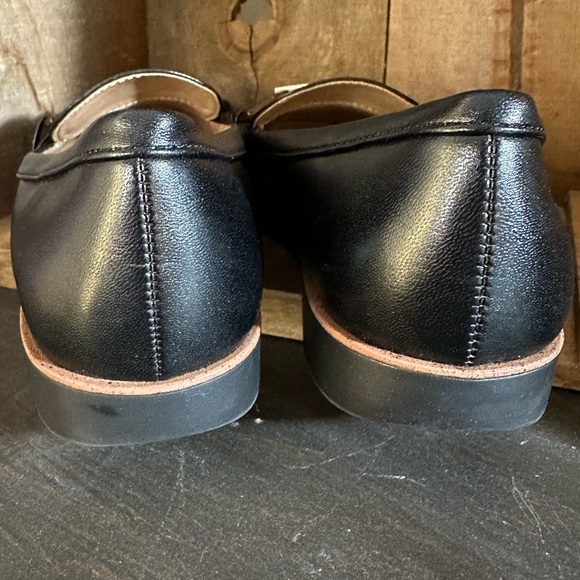 LifeStride Women’s Zee Black Loafers with Chain Accent size 9.5 - Picture 7 of 8